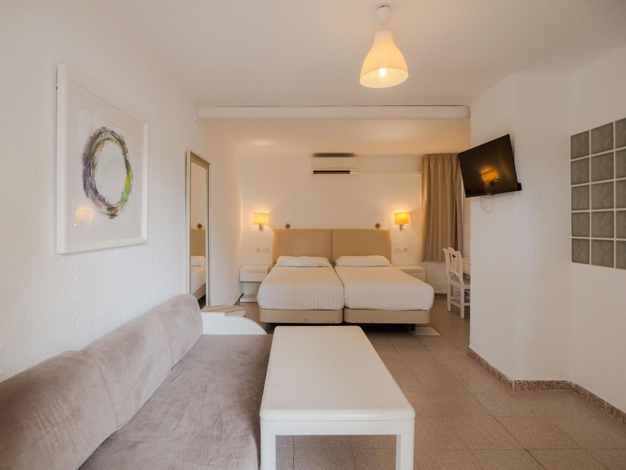 Готель Sun Club El Dorado Cabo Regana  Екстер'єр фото