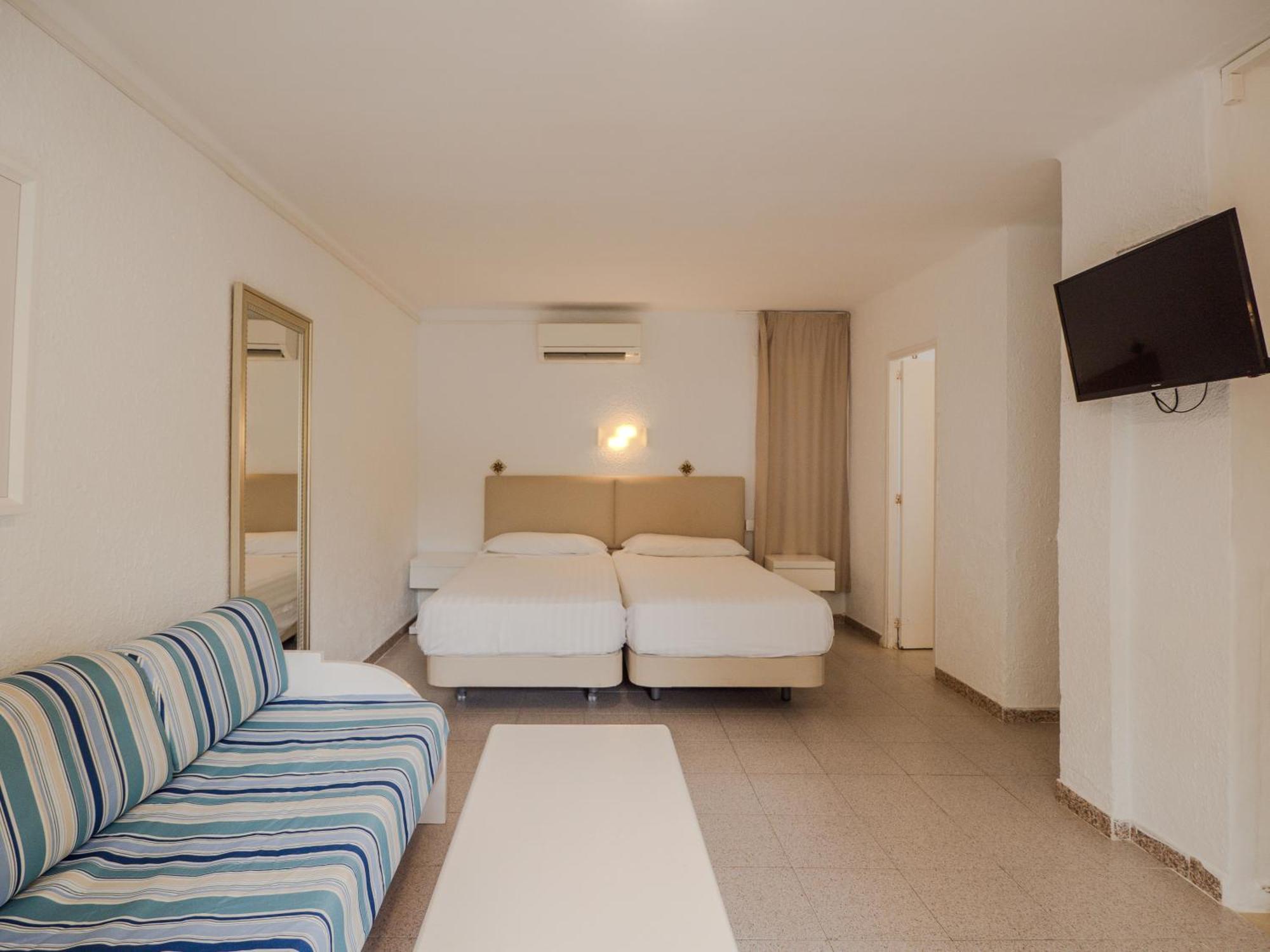 Готель Sun Club El Dorado Cabo Regana  Екстер'єр фото